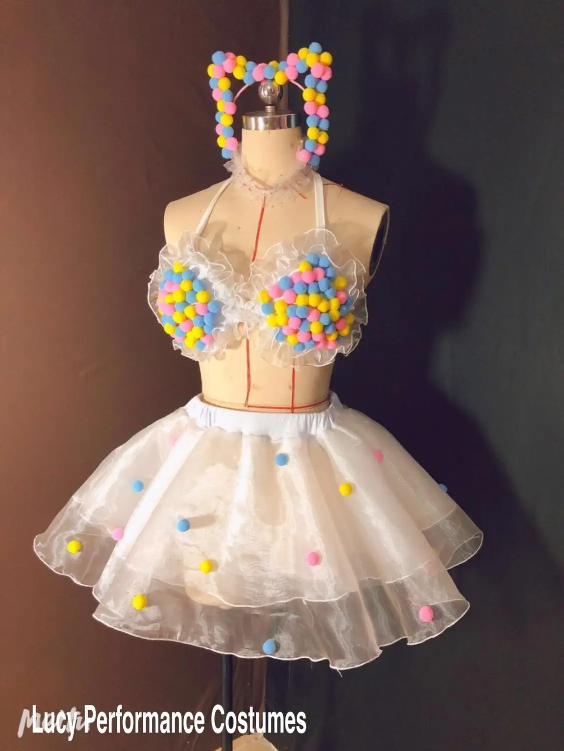 

Lovely Candy Balls Bikini Sexy Bra Shorts Mini Skirt Set Nightclub Bar DJ Lady Singer Costume Dance Team Performance Stage Wear