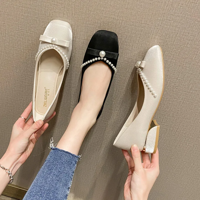 

Elegant Ladis Bow Flats Shoes Upscale Pearl Beading Dress Shoes Woman Square Toe Silk Ballet Flats Female Wedding Shoes Size 43
