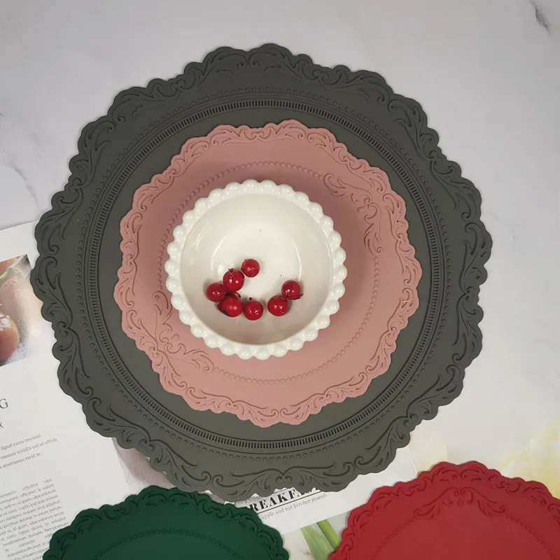 

Silicone Table Mat for Dining Table Coasters Round Lace Shape Place Mat Insulation Pad Photo Frame Decoration Wedding Coasters