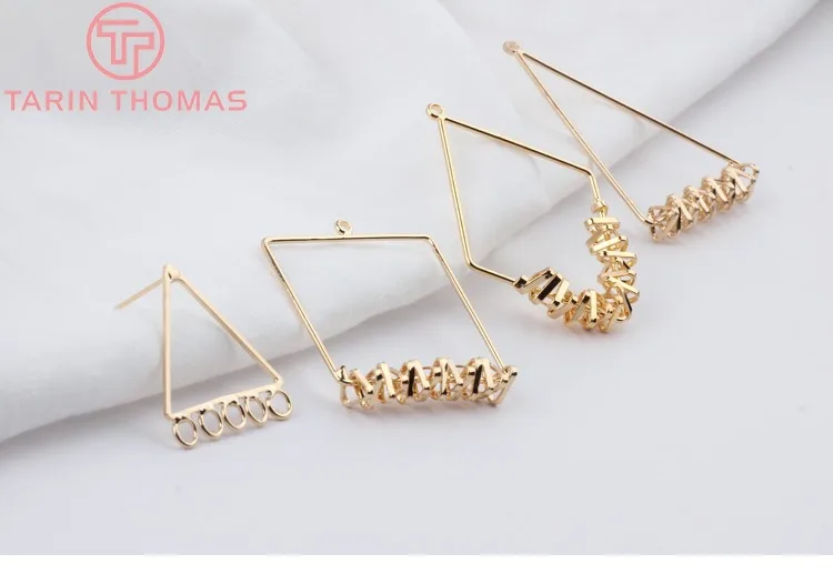 Латунный треугольный соединитель для сережек с покрытием 24 каратным золотом