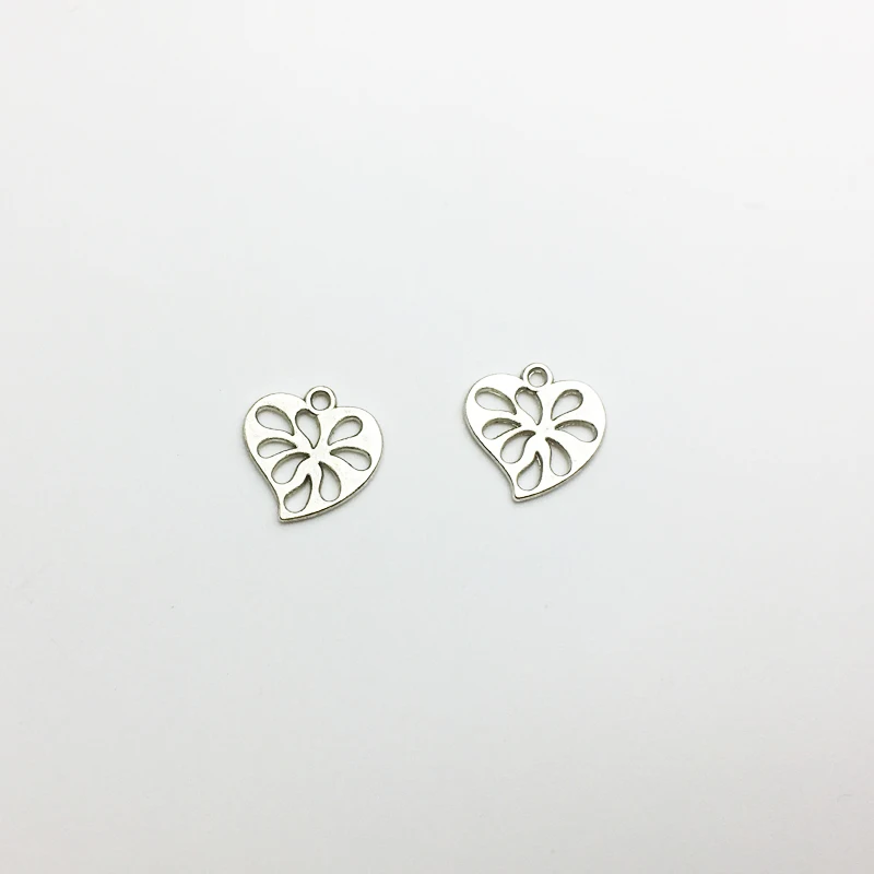 30 шт./лот модное серебряное кольцо с покрытием из вырез в форме сердца Шарм