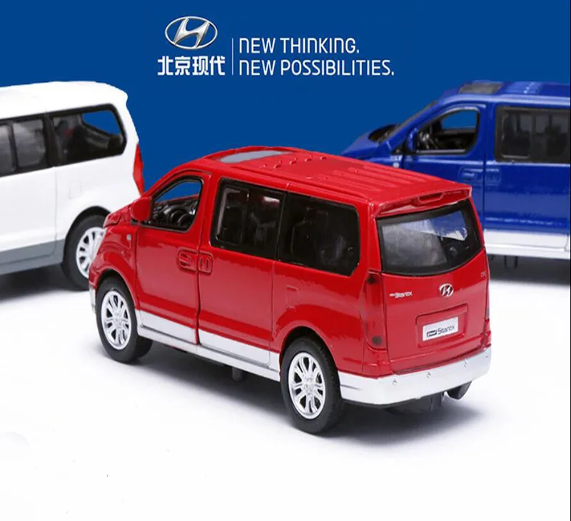 Модель автомобиля Hyundai Hui Wing модель в масштабе 1/32 со звуком и светом|Наземный