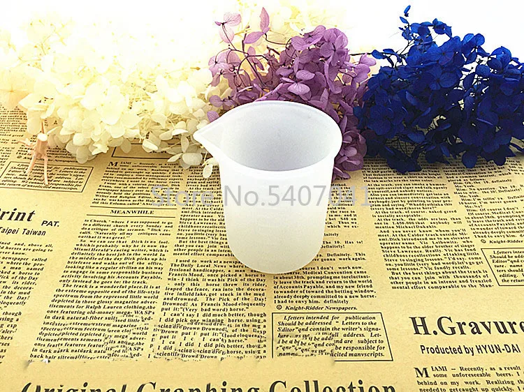 

1PC 100ml Disposable Silicone Measuring Cup Glue Measuring Tools Crystal Scale Jewelry Resin Molds For Jewelry Making Tool