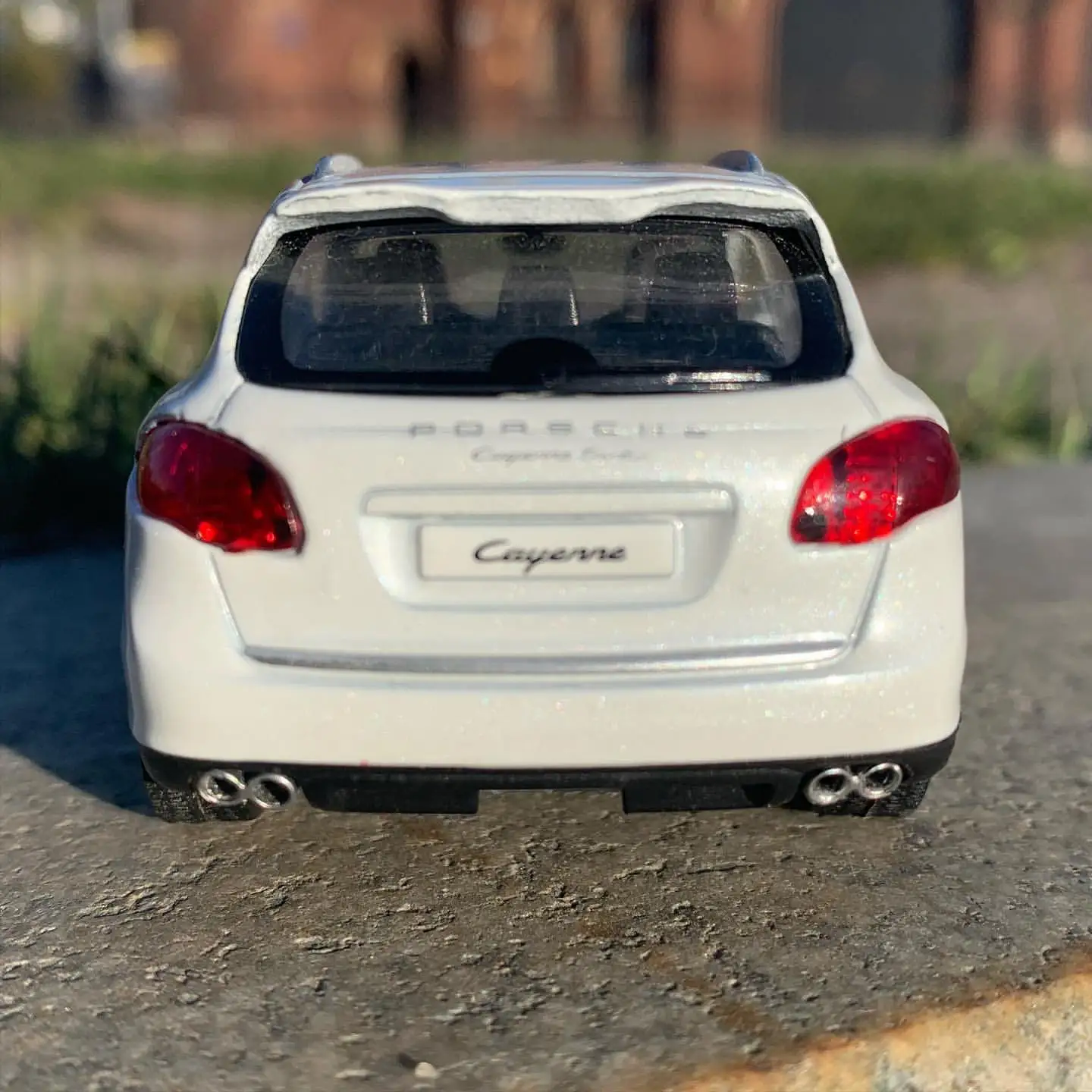 

NEW 1:24 Porsche Cayenne SUV Alloy Car Model Diecasts & Toy Vehicles Toy Car Metal Collection High Simulation Childrens Toy Gift