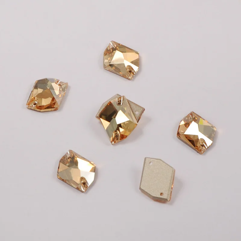 Оптовая продажа стразы с кристаллами из космического стекла плоским основанием