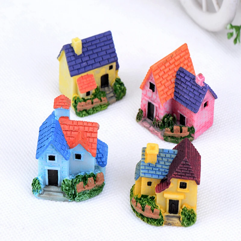 

1Pcs Mini Cute Little House Resin Crafts Miniature Dollhouse Fairy Garden For Home Plants Decoration
