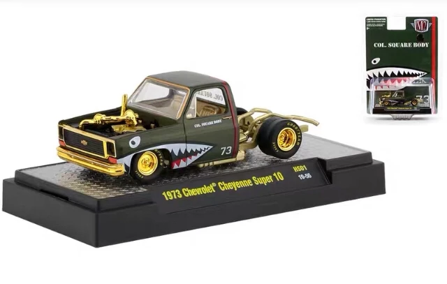 

M2 Machines 1:64 Chevrolets 1975 open diecast Collection of die-casting simulation alloy model car Children toys