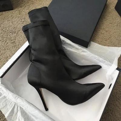 Женская обувь Новинка 2019 года сезон осень-зима шелковые атласные носки с острым