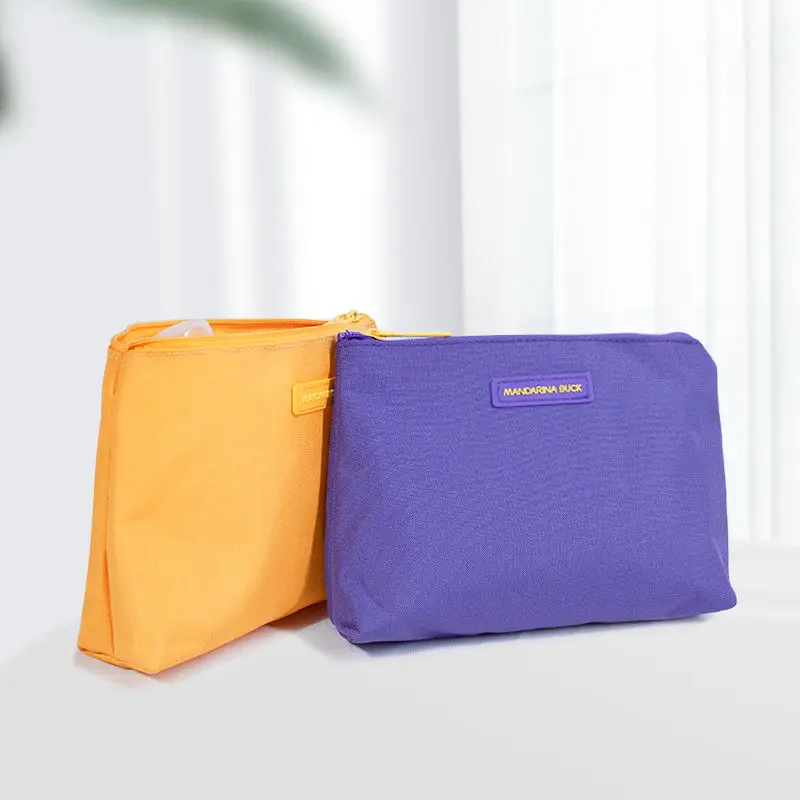 

Makeup bag small wash bag pocket pocket pocket pocket mobile phone pen bag bath bag compact portable waterproof go out