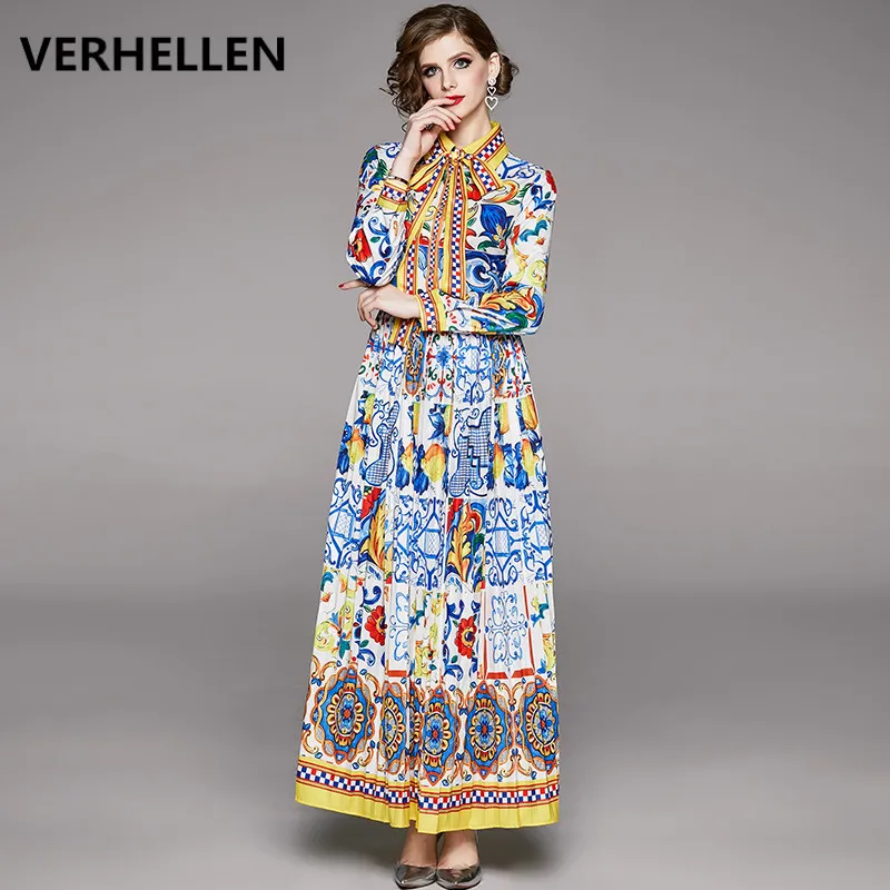 Женское платье макси с длинным рукавом VERHELLEN праздничное бело-синим цветочным