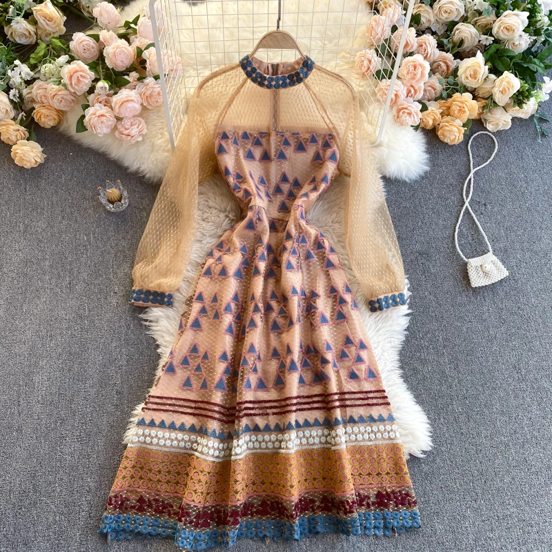 

FTLZZ New Spring Autumn Women Vintage Embroidery Lace Patchwork Long Dress Elegant Lady O-neck Puff Sleeve Beach Dress