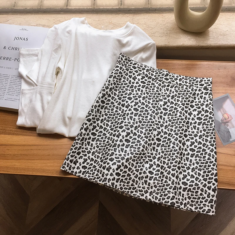 Леопардовой расцветки из искусственной кожи искусственная ( ый) мини юбка с