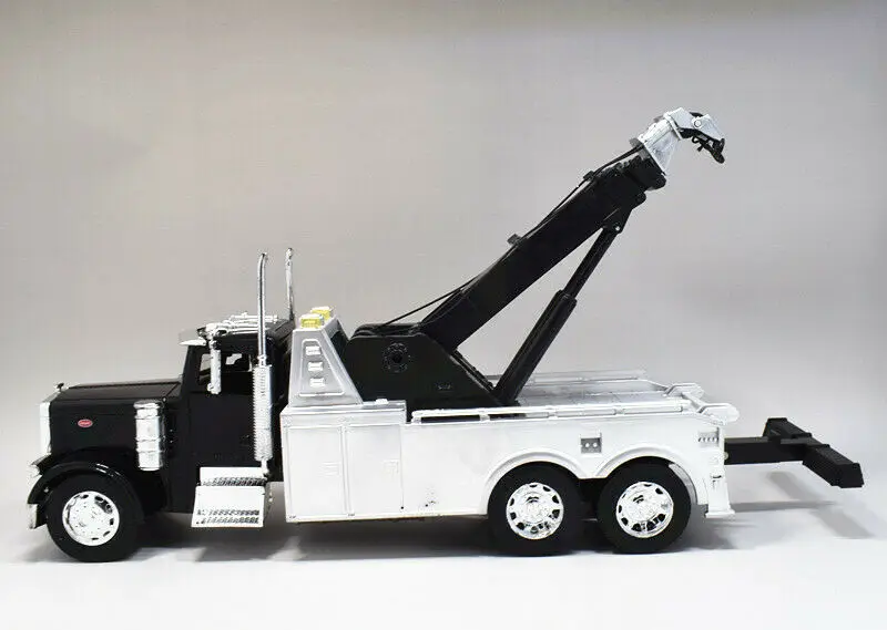 Newray 1:32 Peterbilt буксировочная металлическая модель грузовика новая без коробки