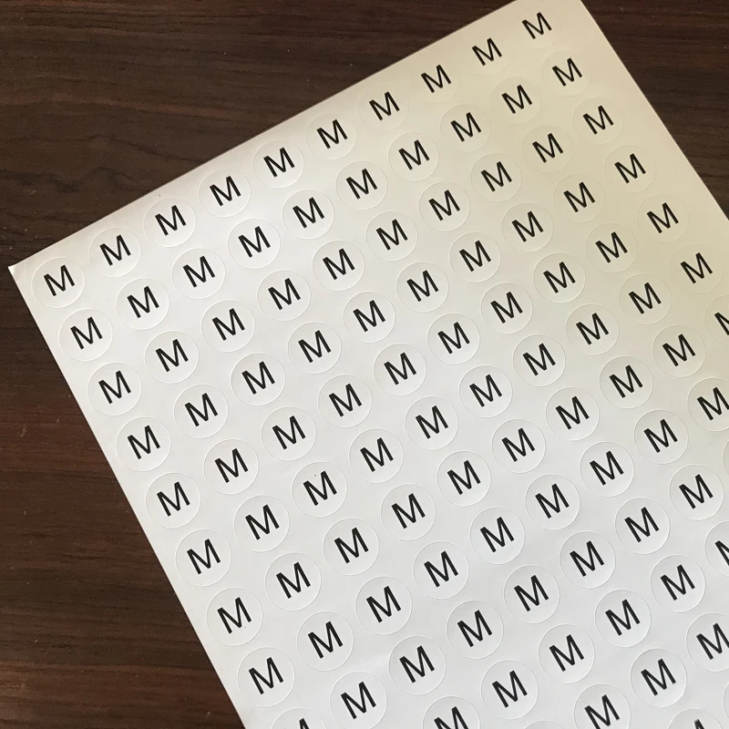 (1000 шт) индивидуальная самоклеящаяся бумажная этикетка для одежды с именем