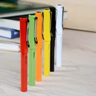 Jinhao 599 симпатичная Цветная Пластиковая каллиграфическая ручка 1,0 мм изогнутая ручка перьевая ручка для письма бесплатная доставка