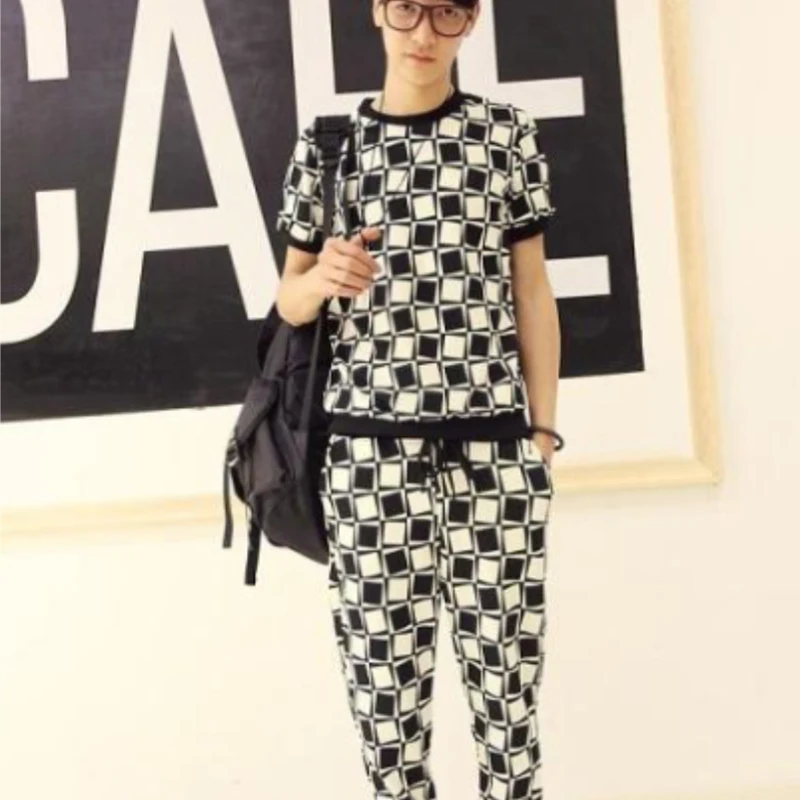 Мужской свободный костюм в стиле хип хоп красный сетчатый для отдыха лето