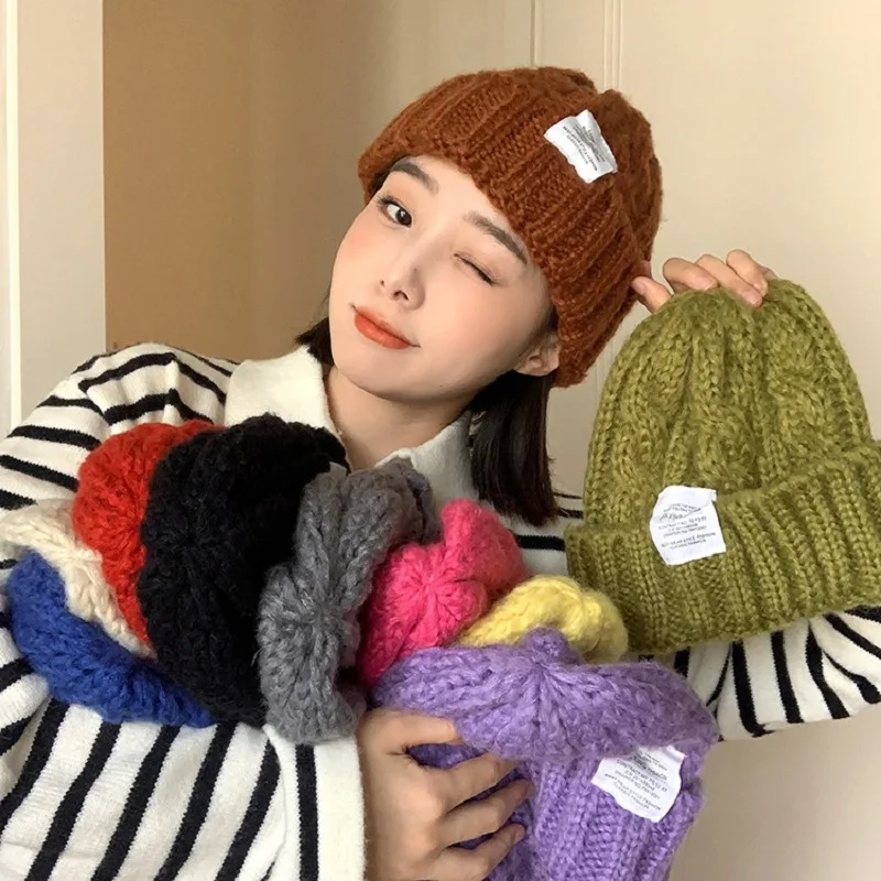 

Autumn Winter Genshin Impact Print Hats Unisex Beanie Knitted Hat Warmer Acrylic Caps Multi Colors New Fashion Hip Hop Bonnet