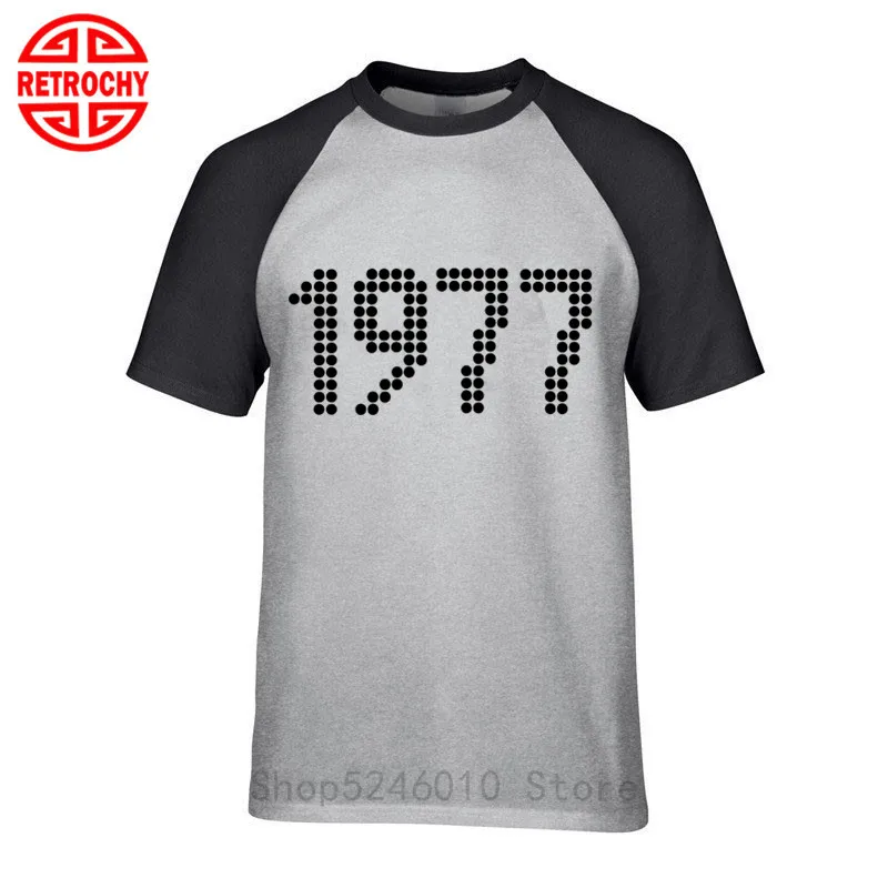 Футболка мужская из натурального хлопка с круглым вырезом и коротким рукавом |