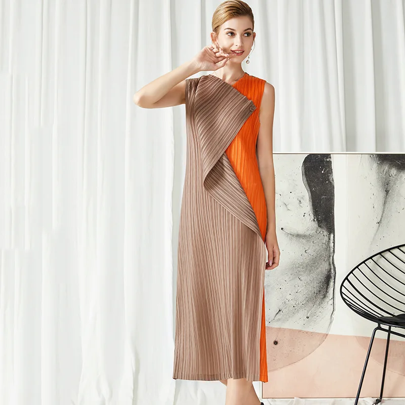

Miyake Pleated Vest Dress Women's Long 2020 Summer Straight Tube Bottoming Contrast Button Personality Dress