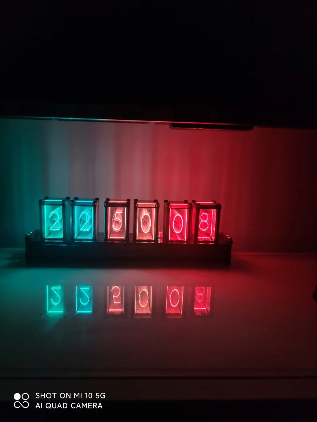 Хит продаж одежда 6 бит RGB светодиодный светящийся цифровые часы газоразрядный