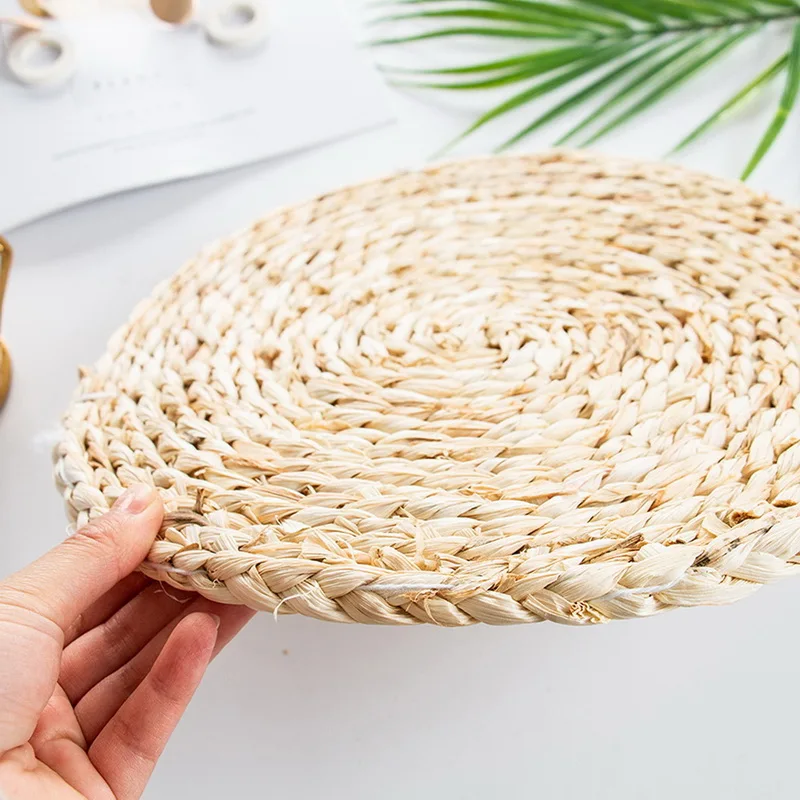 Круглые столовые приборы из ротанга натуральная кукурузная солома тканые