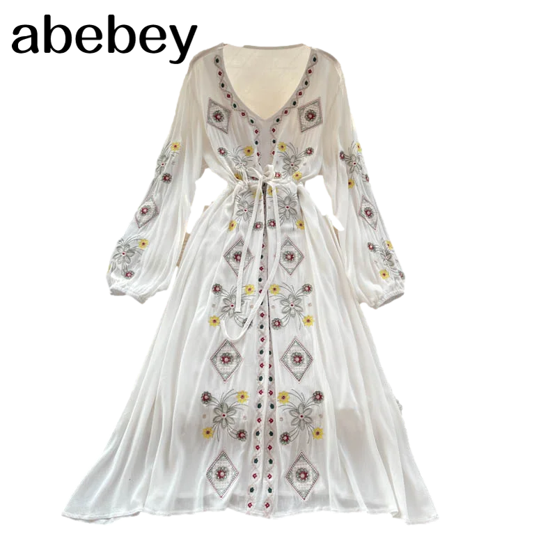

Bohemian Travel Shoot Vestidos Female 2021 New Spring V-neck Puff Sleeve Retro Ethnic Embroidery Midi Holiday Dress