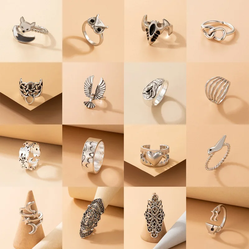

HI MAN Punk Personality Bat Eagle Star Moon Heart Owl Snake Butterfly Geometric Ring Women Classic Trend Rock Party Jewelry