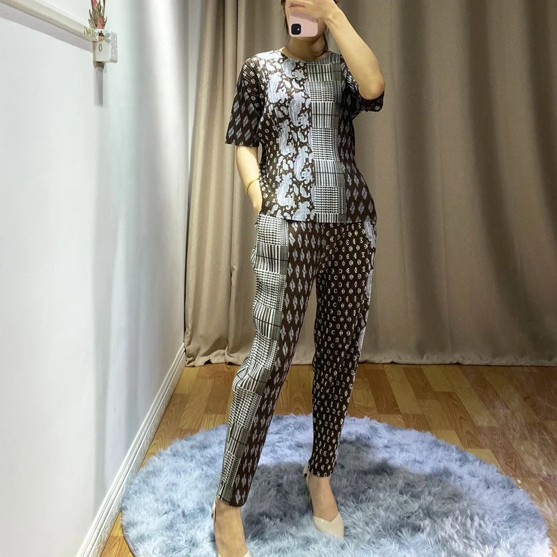 2020 Летний Новый женский костюм модная винтажная рубашка с круглым вырезом и