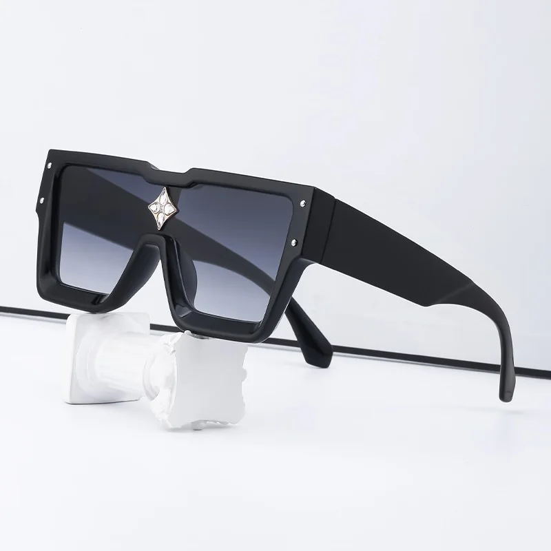 

MERCELYN Newest Fashion Ladies Sunglasses Glamour Oversize Designer Women Glasses Square Luxury Brand Eyewear UV400