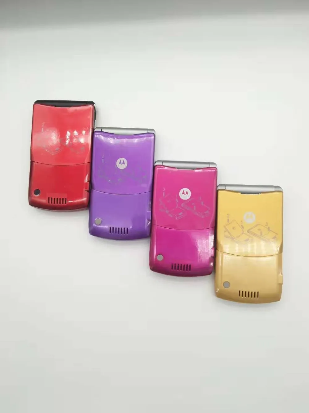 Щепка Цвет~ Всемирная версия флип диапазона квада GSM Motorola DROID Razr V3 мобильного телефона один год гарантии