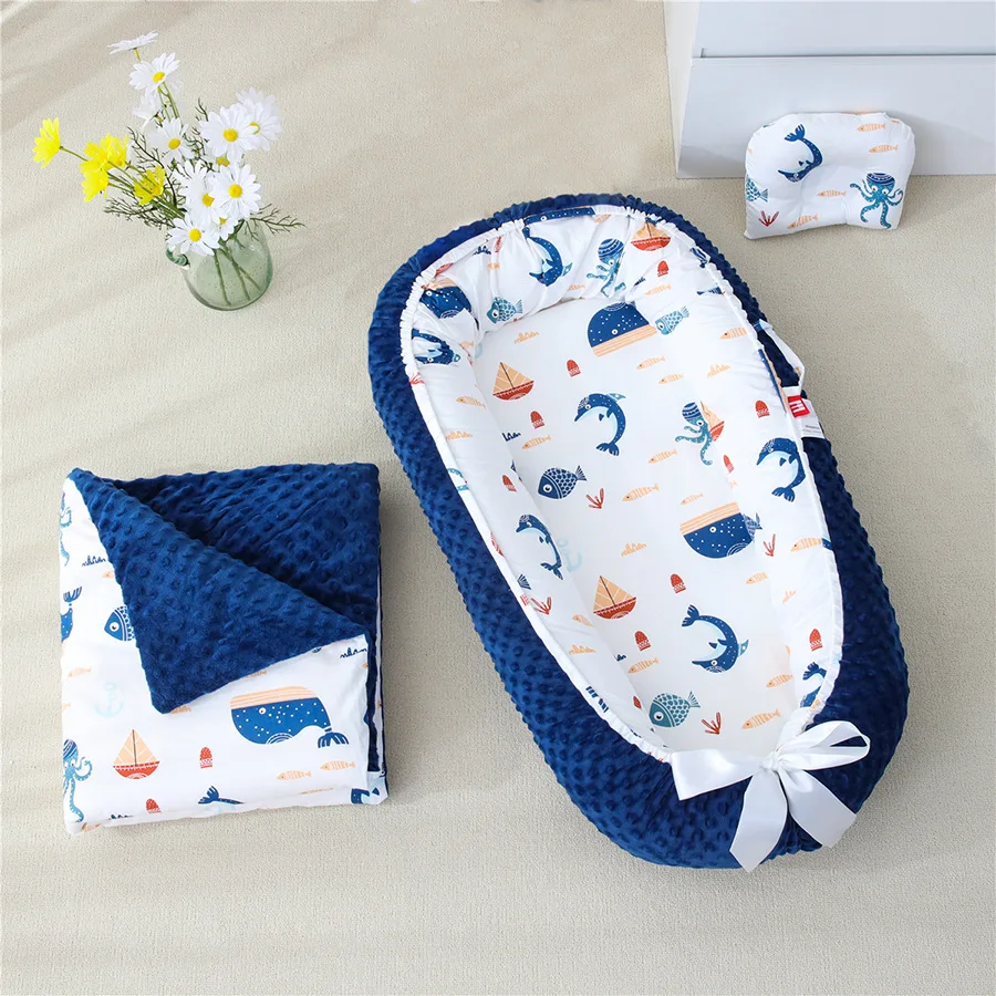 

Newborn Sleeping Nest Bed Travel Bassinet Infant Cot Bumper 0-24 Months Portable Knot Crib Cushion with Pillow Infant Bedding
