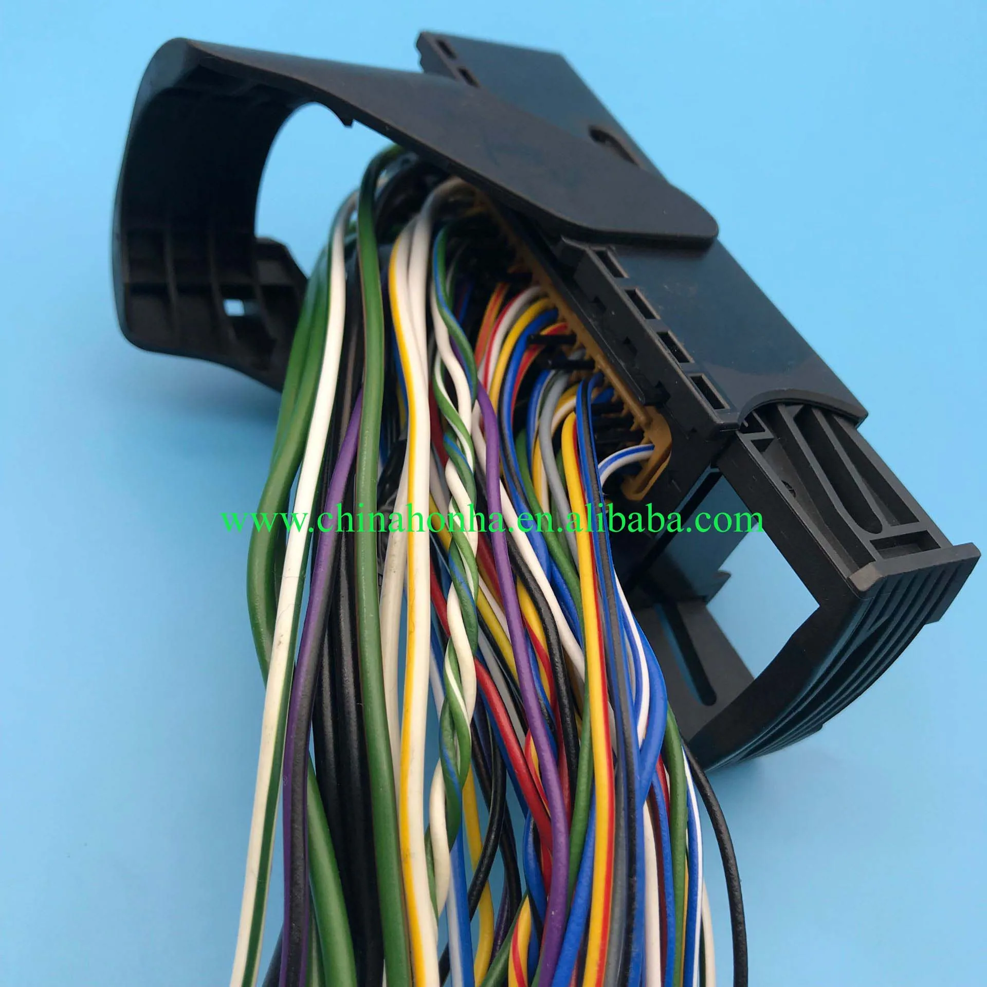Соединитель жгута для компьютерной платы ECU EDC17 Weichai J6 94 контакта провода или 64 1