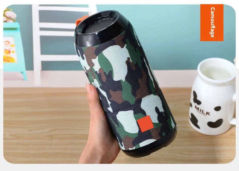 

Portable Bluetooth Speaker Cylindrical with FM Radio Wireless Boom Box Supports TF Card Can Be Connected To The Computer