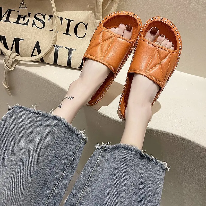 

Women Summer Fashion Slippers Slide Sandals Beach High Heels Shower Thick Soft Sole Men Ladies Boys Girls Bathroom Shoes