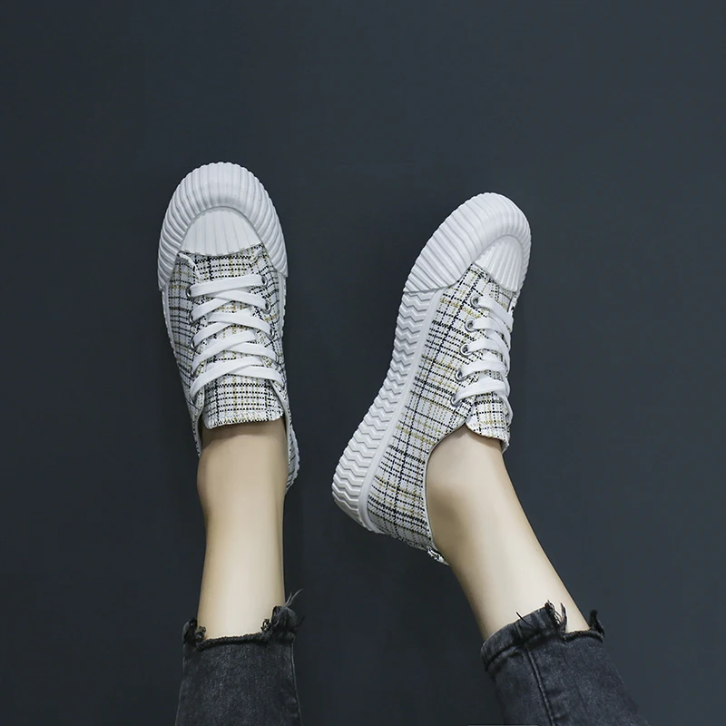 

Fashion Spring Summer New High-top Canvas Shoes Women Sneakers Female Vulcanize Casual Shoes Flats Wild Shoes U12-41