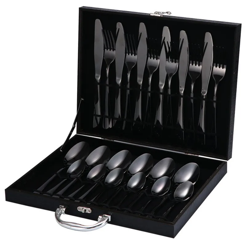 

Kitchen,Dining & Bar