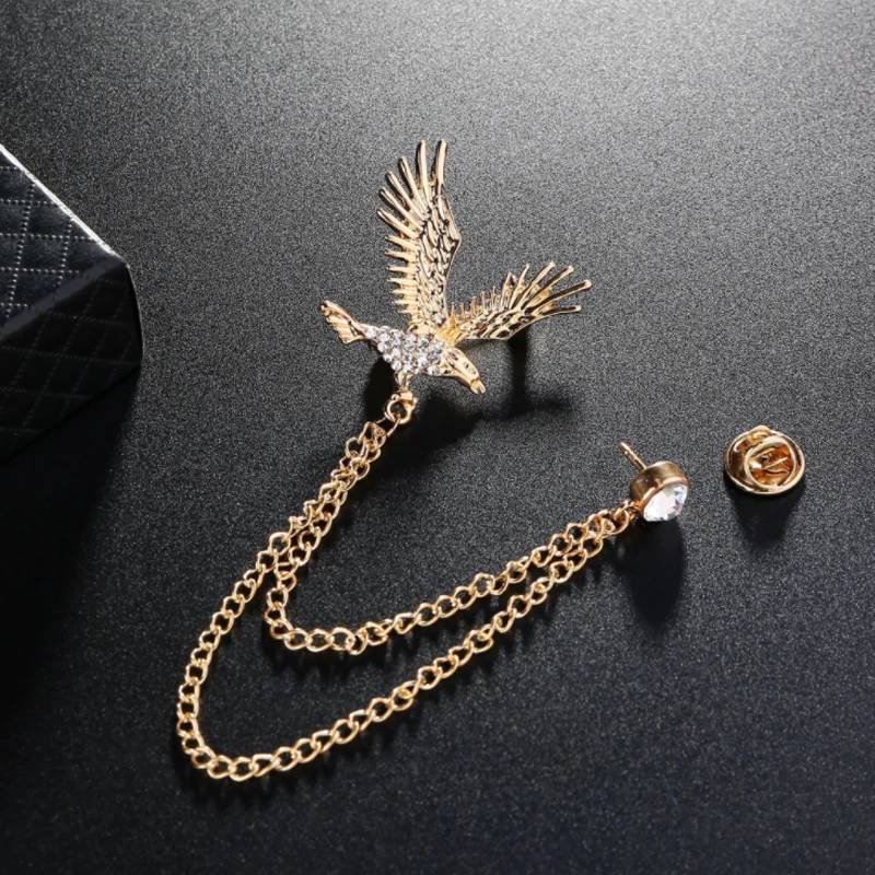 

Vintage Zircon Eagle Chain Tassel Brooches pin on Clothes Suits Men's Brooch Lapel Pins Fashion Jewelry Badges Accessories Gifts