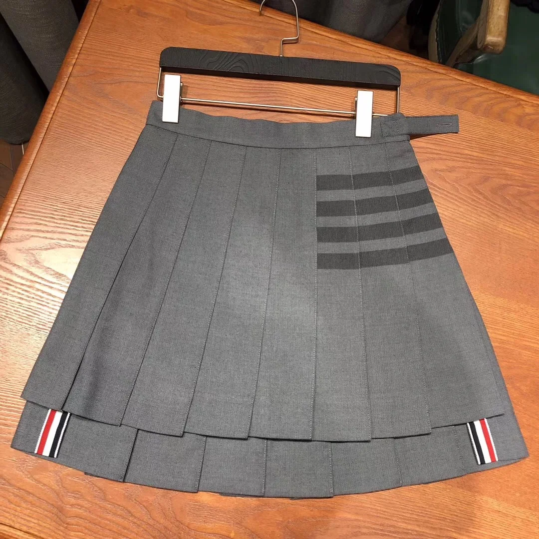 

2021 Модная брендовая юбка tb, Женская шерстяная ПОЛОСАТАЯ МИНИ плиссированная юбка, короткая рубашка в стиле преппи для девушек, Женская Асим...