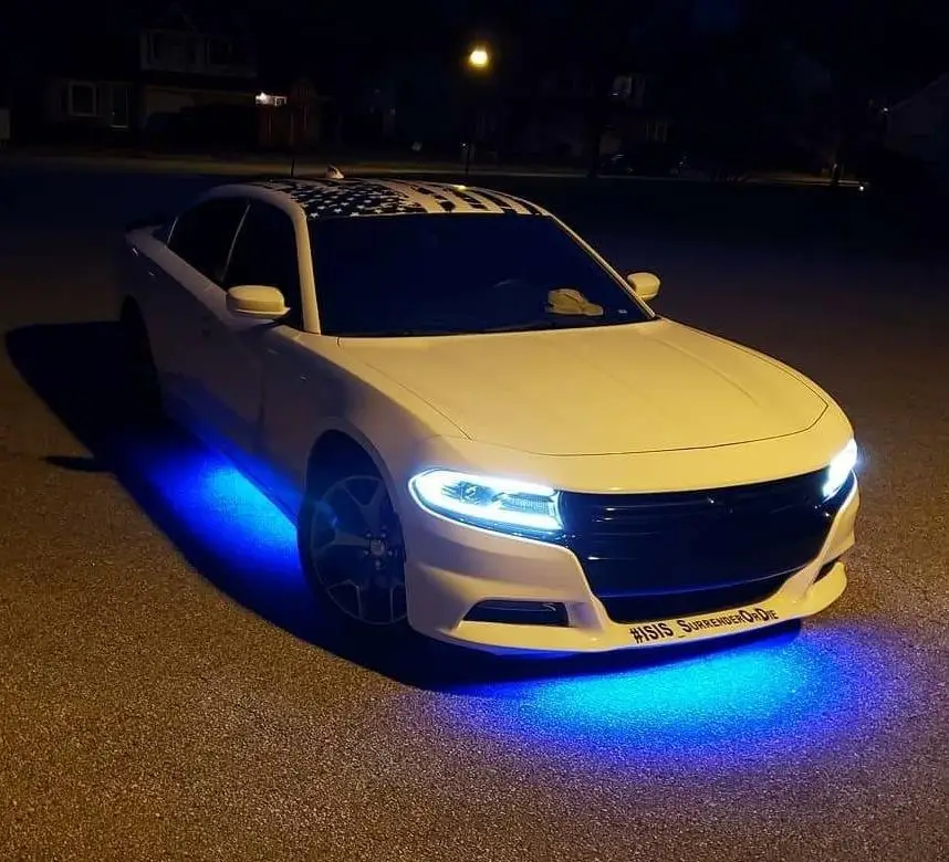 4 шт., автомобильный RGB светодиодный светильник, Светодиодная лента, светильник s для автомобиля, декоративная RGB неоновая полоса, беспроводная шасси, пульт дистанционного управления/Голосовое управление