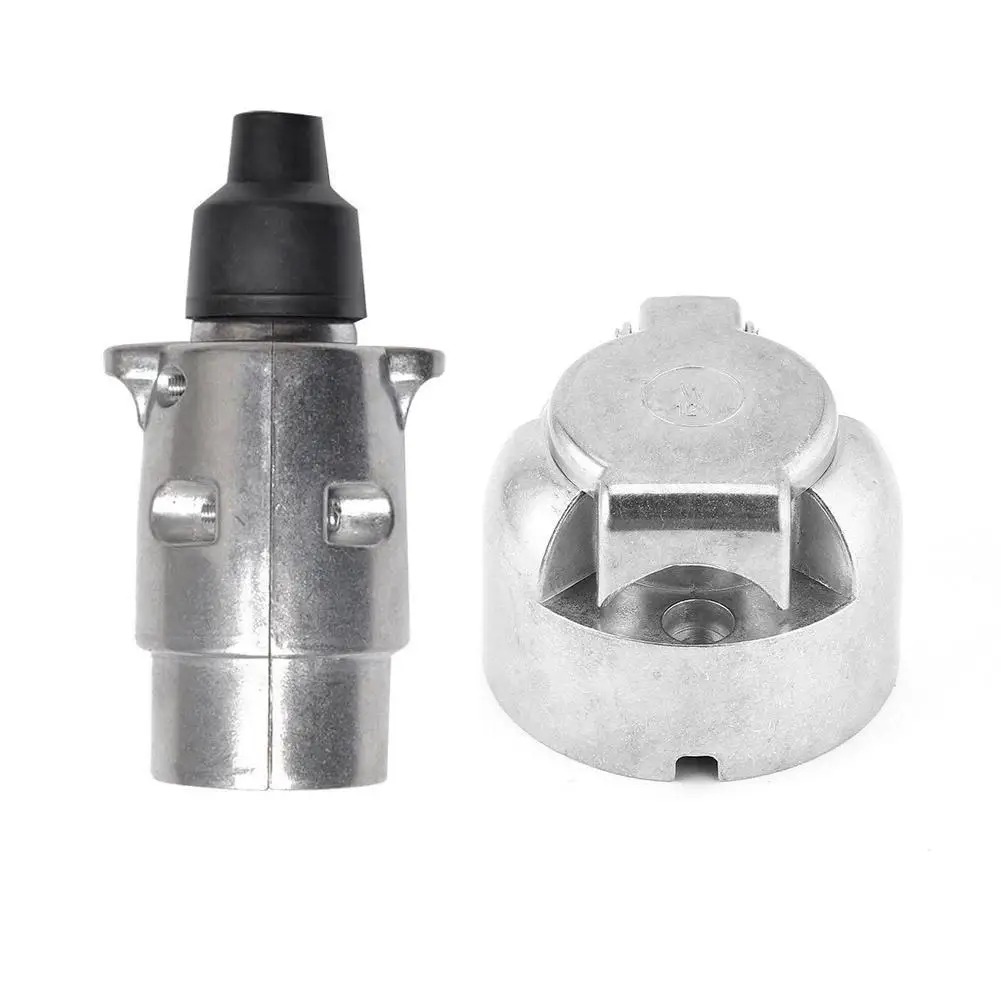 

1pcs 12V 7 Pin Aluminium Trailer Connector Towing Plug Socket with Gasket Fittings Car Truck Motor Trailer Towing Accessories
