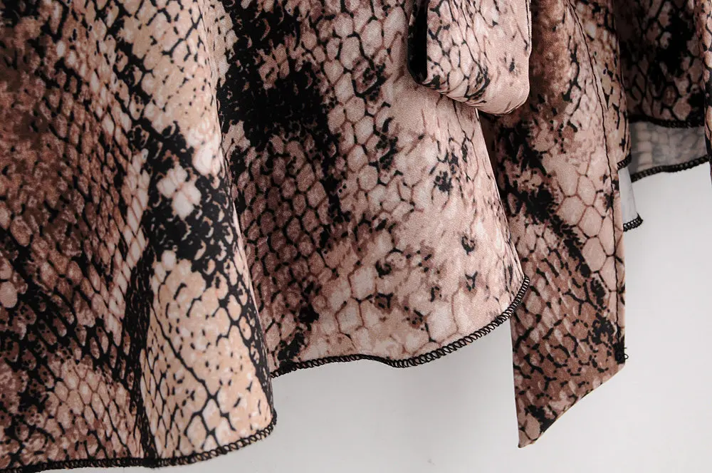 Женская винтажная Блузка-кимоно с принтом змеиной кожи v-образным вырезом