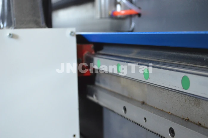 1325 Atc Liner инструмент Changer Cnc маршрутизатор станок для резки древесины шкафа двери