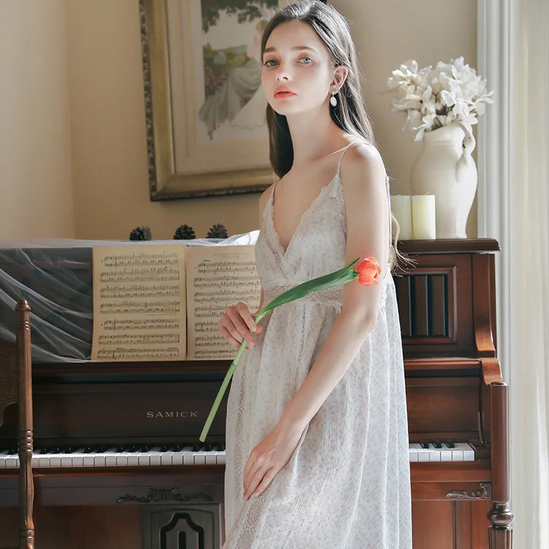 Женская ночная сорочка на бретельках с цветком вишни элегантная Домашняя одежда