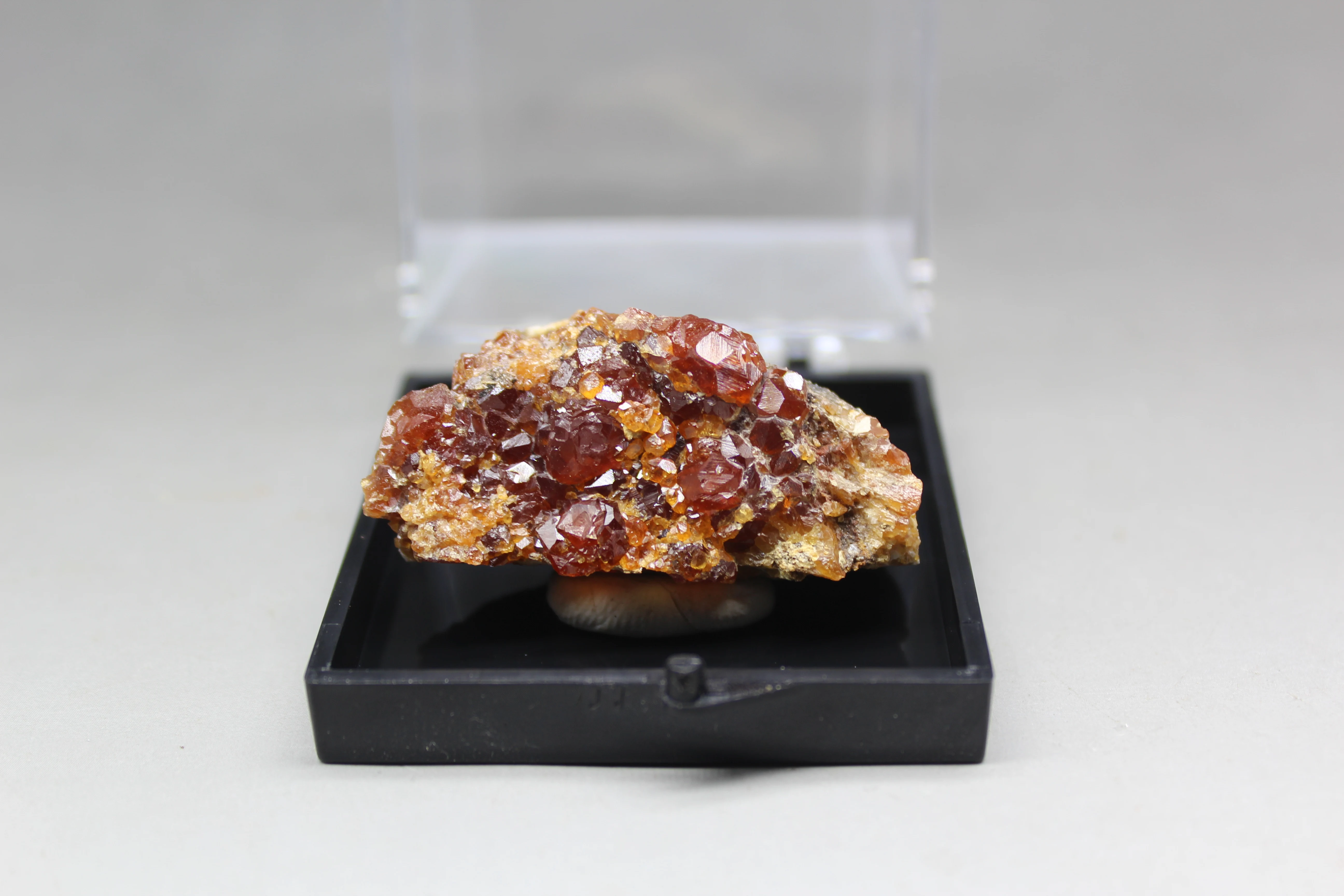 100% натуральный гранат кластеры минеральные образцы камней и кристаллов