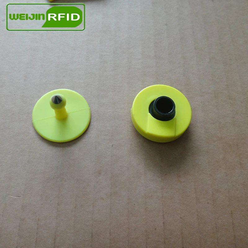 Радиочастотная метка для отслеживания ушей Идентификация животных EPC Gen2 915 м 868 860