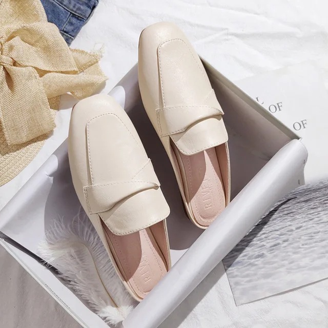 

2021 New Women's slippers outdoor Women's slippers Flat Muller slippers Women's Fashion sandals fashion leather shoes