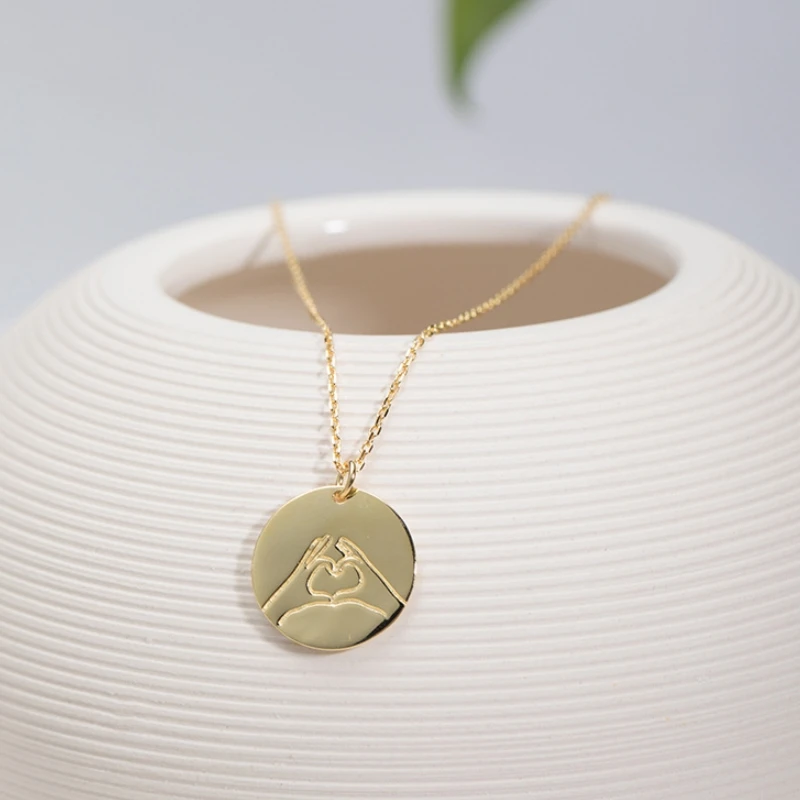 

925 Sterling Silver Love Gesture Necklace Gold Round Creative Fashionable Pendant Necklace For Women Rock Jewelry Gift
