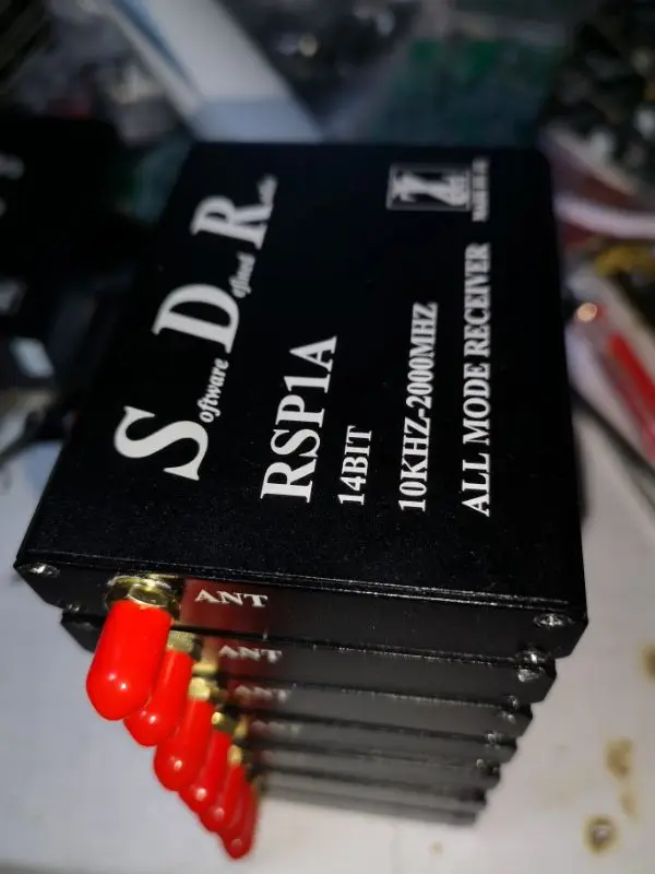 Verkaufen SDRplay RSP1A 1 KHz-2000 Mhz Breitband SDR Empfänger Breitband Full-featured 14bit SDR Windows Linux Android MAC & Raspberry Pi 3