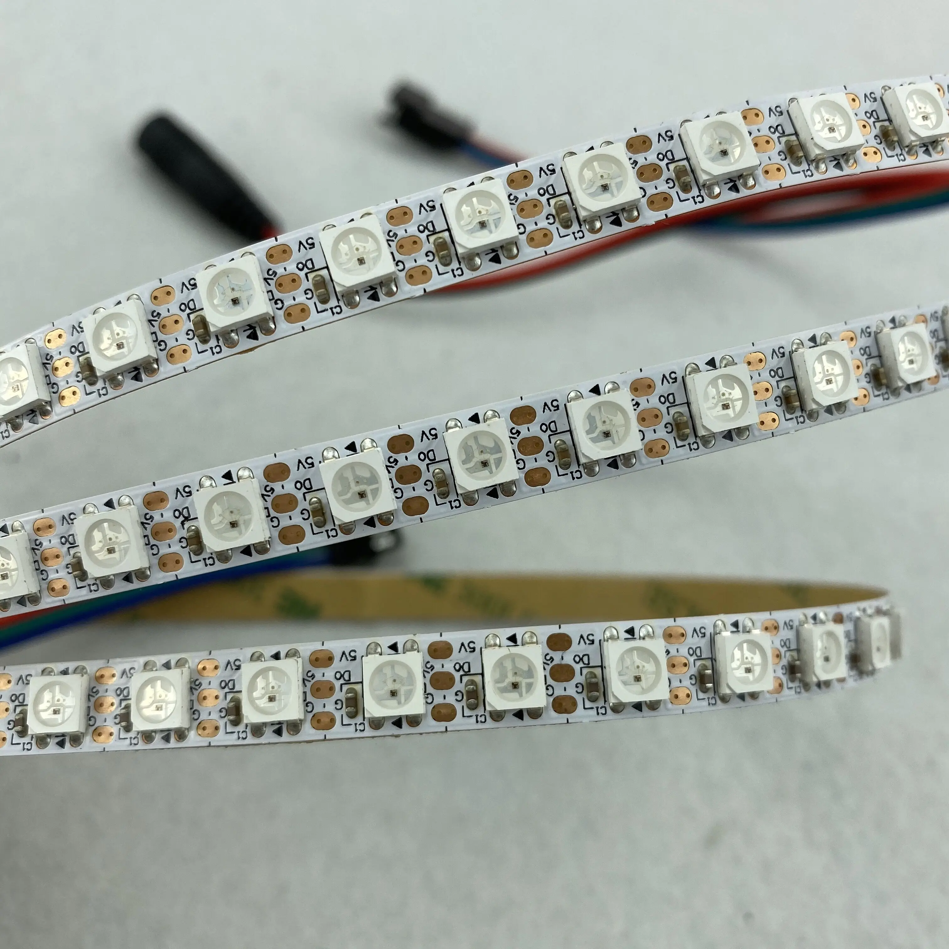 Адресуемый 2 м 100 светодиодный s/m DC5V SK6812 Пиксельная полоса RGB полный цвет Не