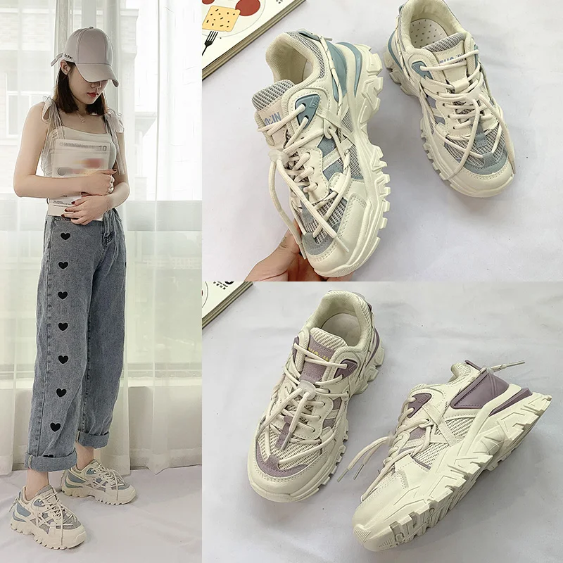 

Women's Sports Shoes Fashion Platform Sneakers in Breathable Fabrics